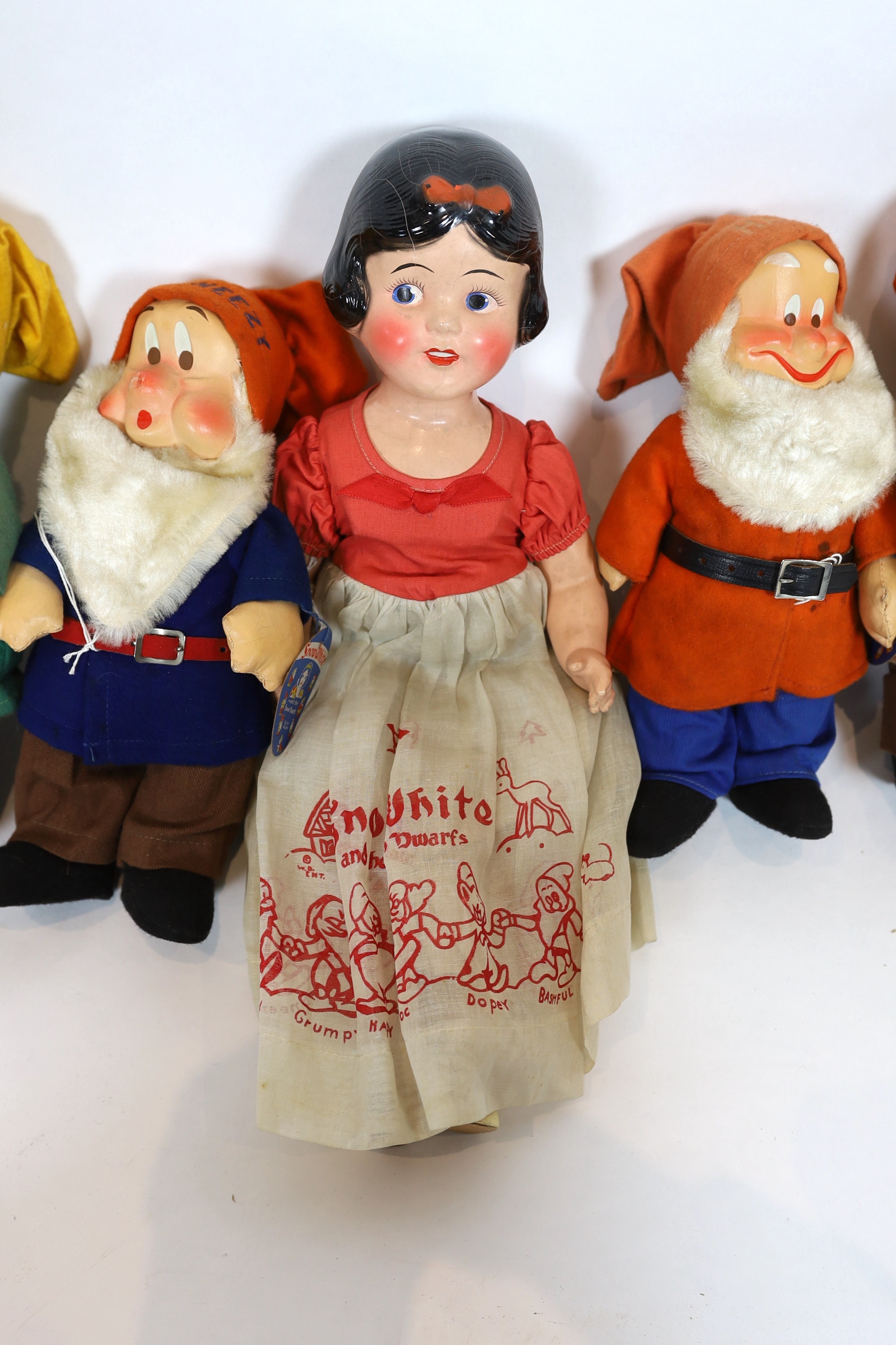 Snow White and the Seven Dwarfs, Ideal Novelty and Toy Co., US., copyright 1937, painted composition with coloured felt clothing, each rare in original box